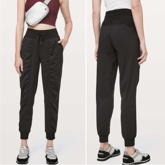 Lululemon Dance Studio Jogger Pants 29" Inseam in Black Size 4 Women's Athletic - Picture 1 of 10